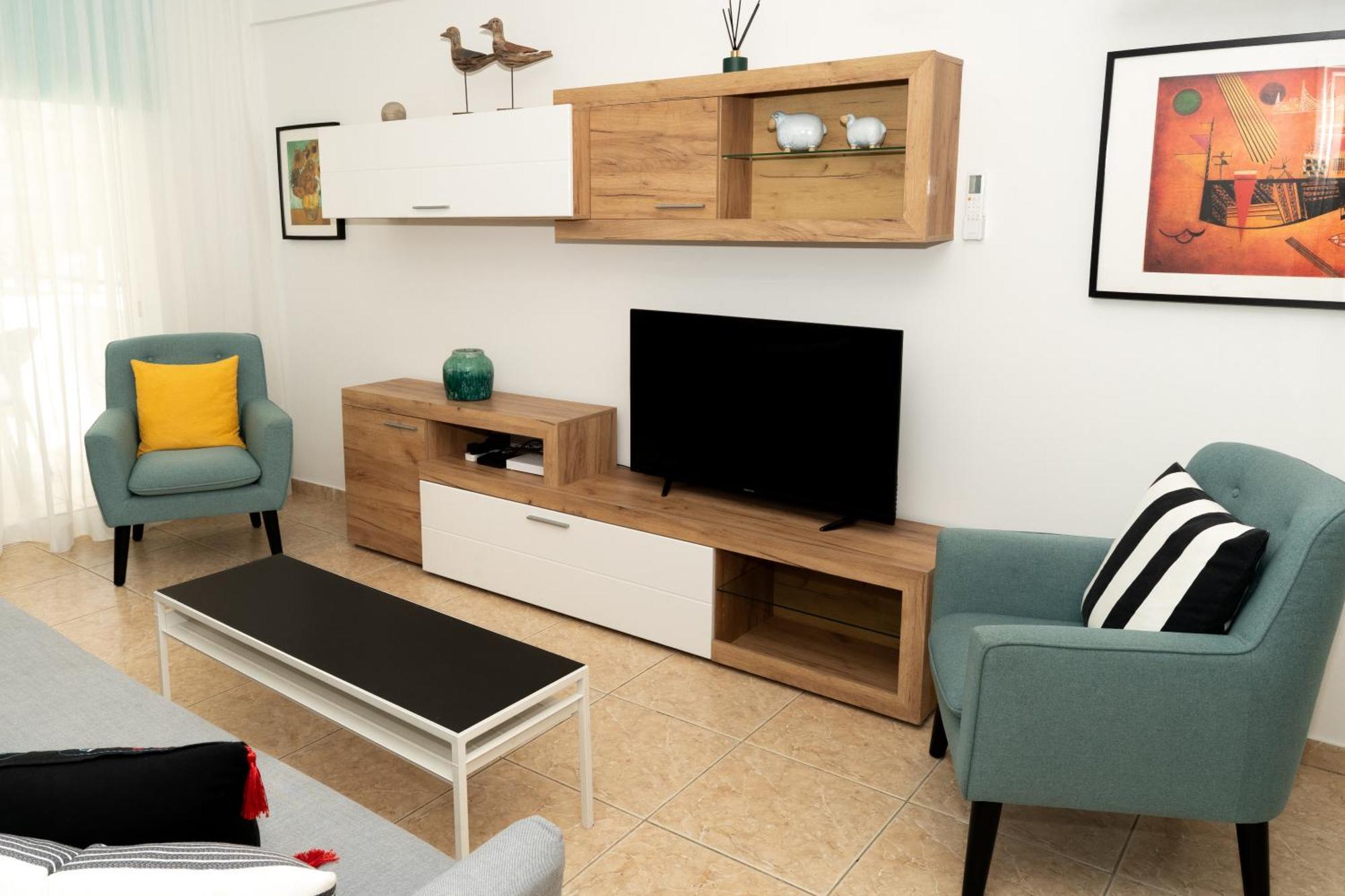 Olivia Mackenzie 2 Bedroom Flat With Pool Larnaca Extérieur photo